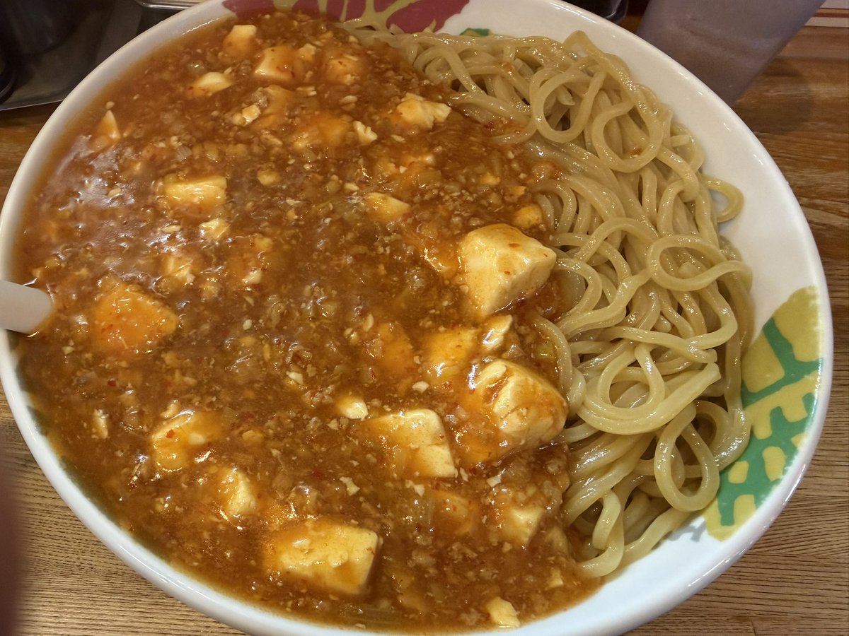 💜🥔𝓛𝓪𝓬𝓾𝓼 𝓒𝓵𝔂𝓷𝓮@【らっくん】 tweet media