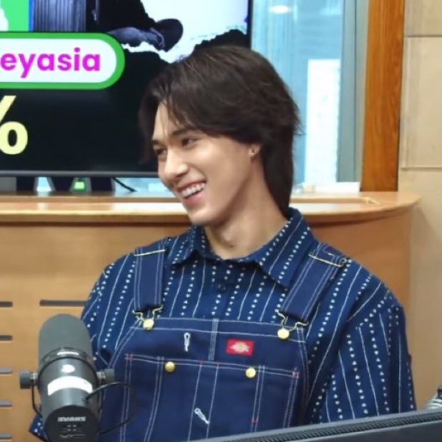 Cris 緣 • WU 📿 tweet media