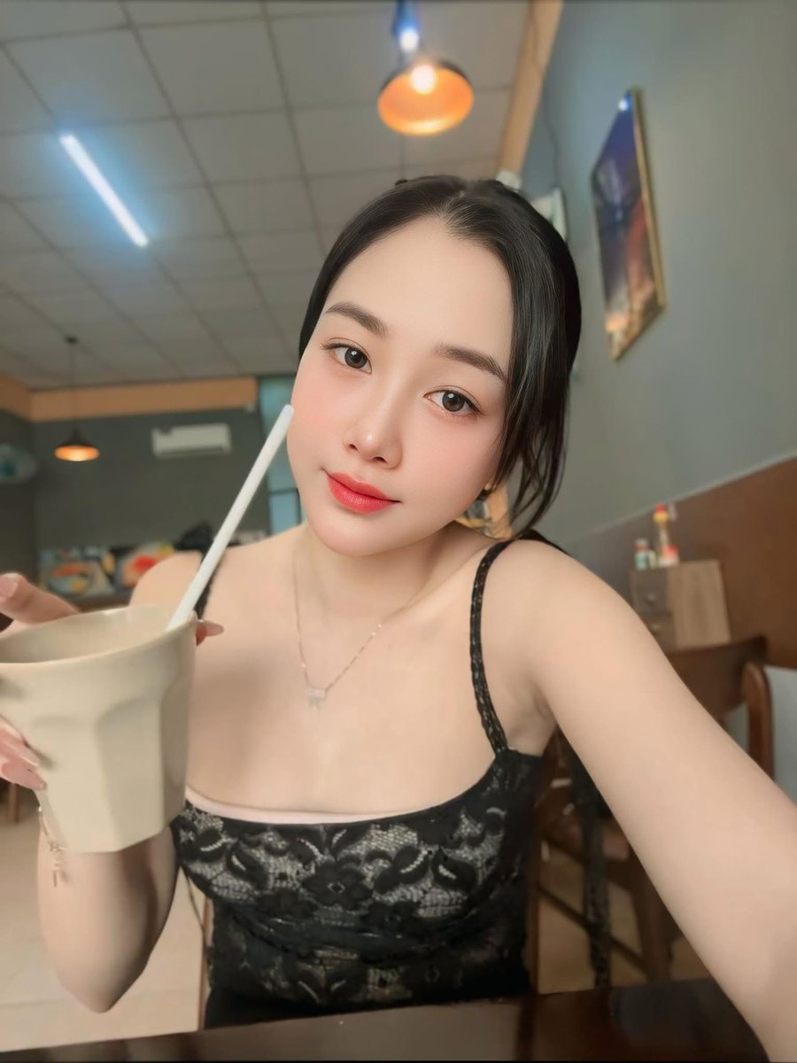 Yana Mai tweet media