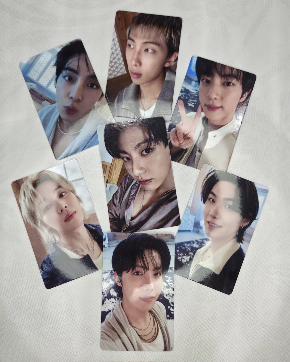 bts_7942's tweet photo. 팬들이 무료나눔하는 카페가서 단속하지 마시고
공식포카로 짭포카 만드는 애들이나 잡으세요.

공구계에서 만든 포카로 사기치는 애들까지 있어 
2차 피해 발생합니다.
탬파 짭포카 벌써 나왔다고요. 

BT21, 우떠, 타이니탄, 인더섬도 쫌 챙기시구요.
얘네는 BTS랑 관계없음?? 

@bts_bighit @HYBEOFFICIALtwt