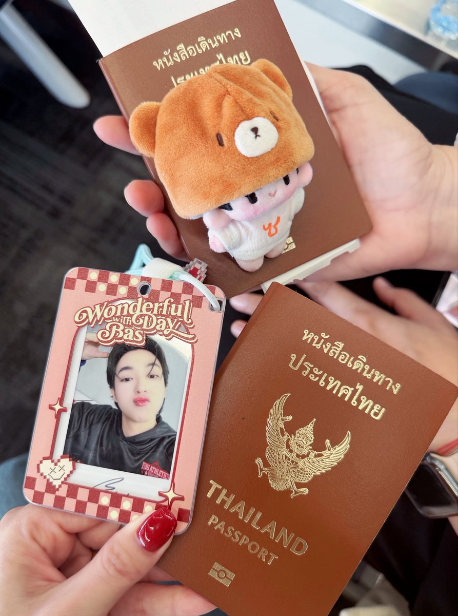 NPeuNg 🍯✨ tweet media