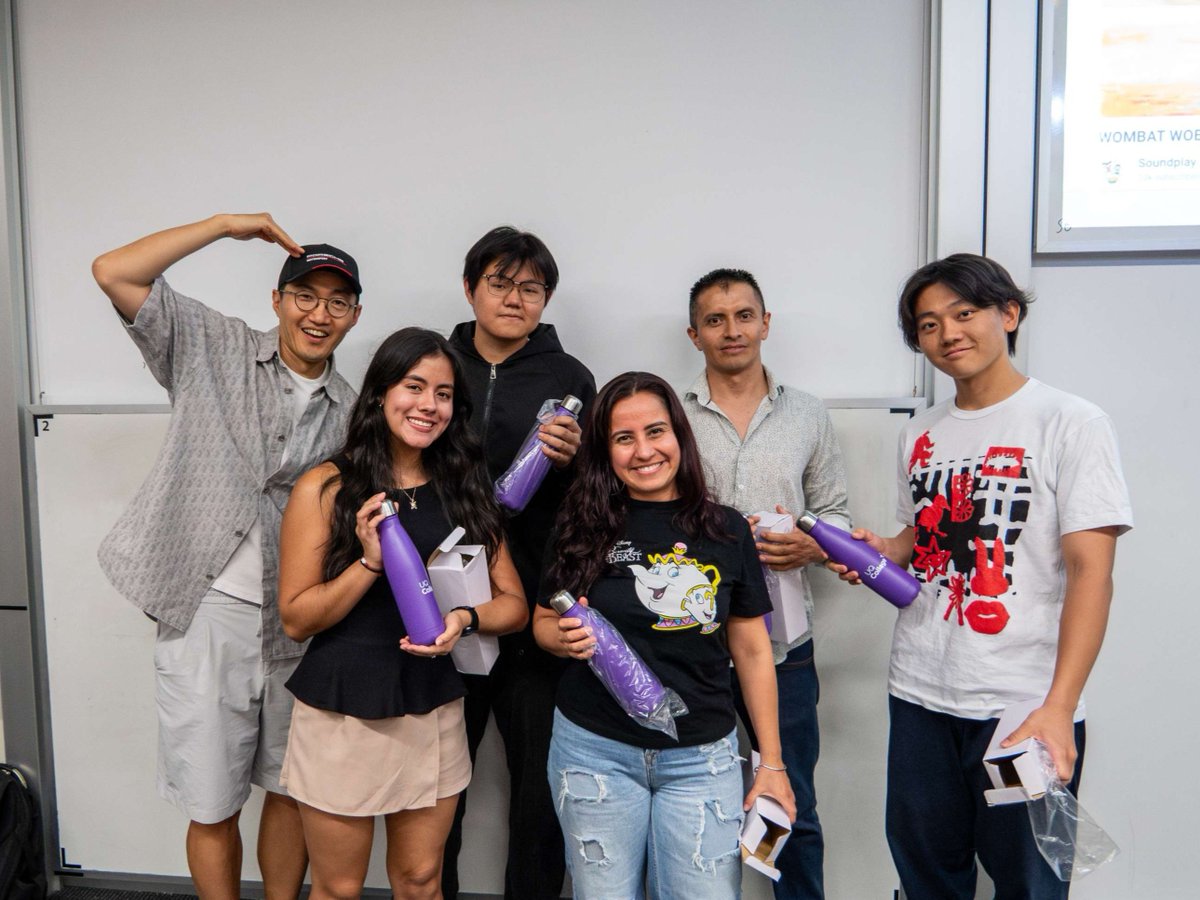 UQCollege's tweet photo. 🎉Celebrating another end of session with our Integrated English students!

As per tradition, students teamed up for a campus-wide scavenger hunt, then came back together to relive some of the challenge highlights. 

Congrats to our winners, and thanks to everyone who joined! https://t.co/KRA1BLl9pE