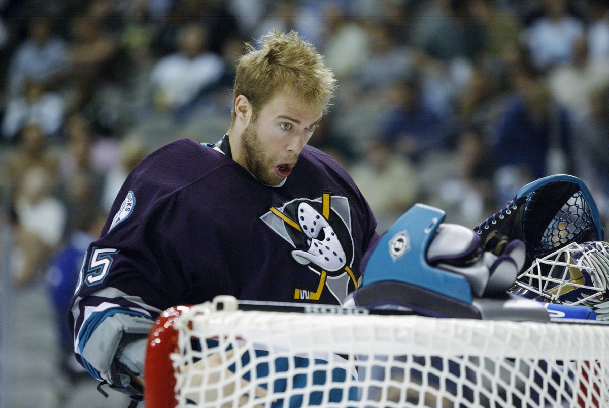 Today in Anaheim Ducks history tweet media