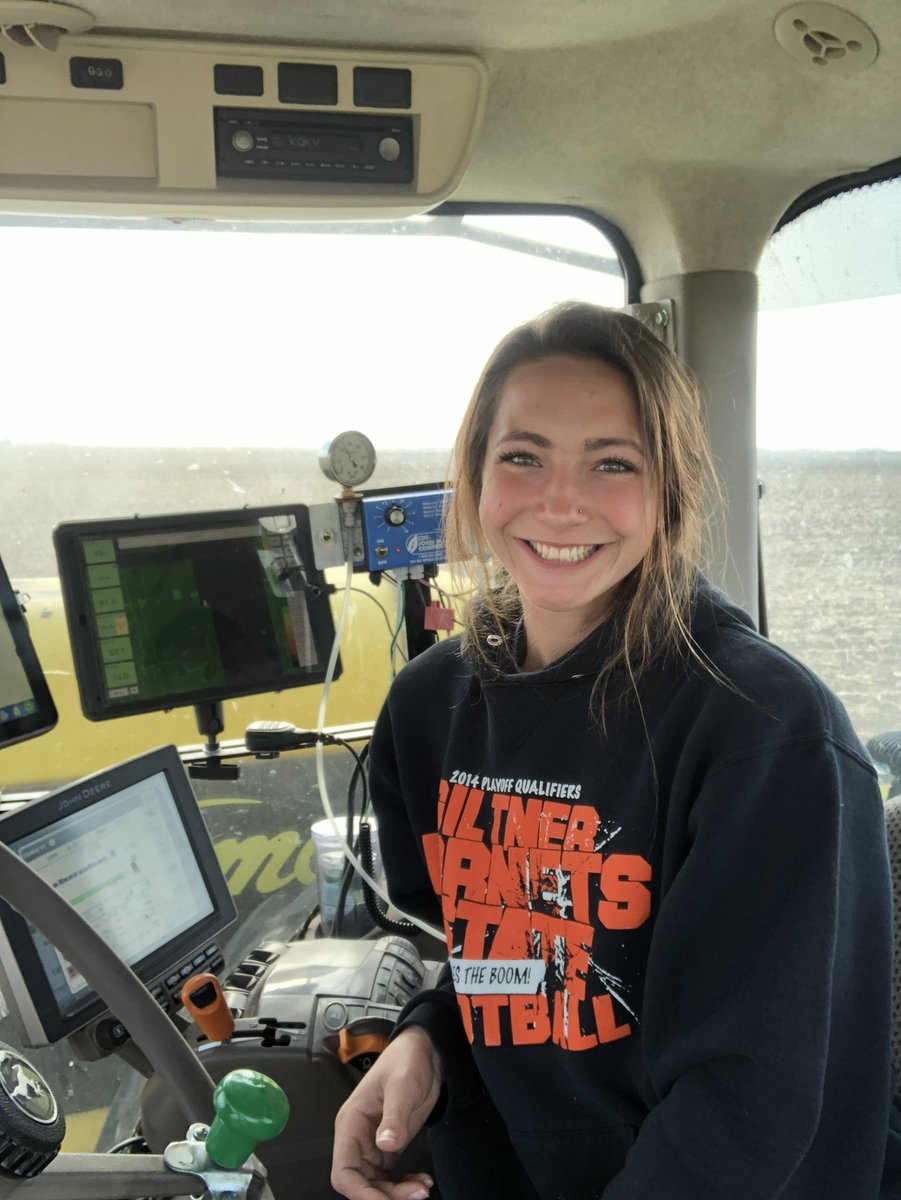 Laura Farms tweet media