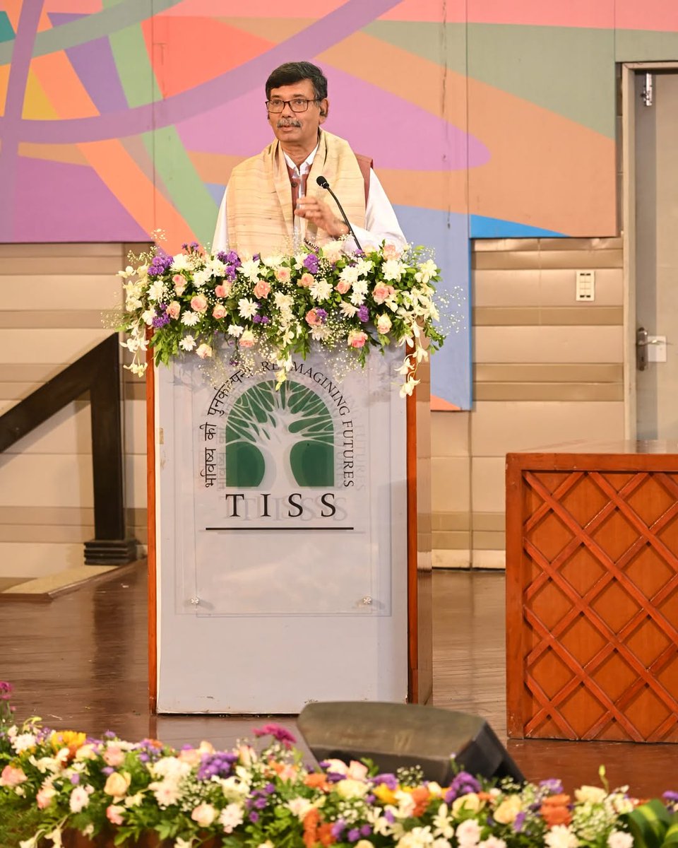 TISSpeak's tweet image. Empowering talent, shaping futures ✨ 

SSE, TISS hosted its Conferment Ceremony in Mumbai, recognising graduates across sectors and strengthening industry-academia ties. 

Read more: instagram.com/p/DXeSgU_E-xY

 #TISS #SkillIndia