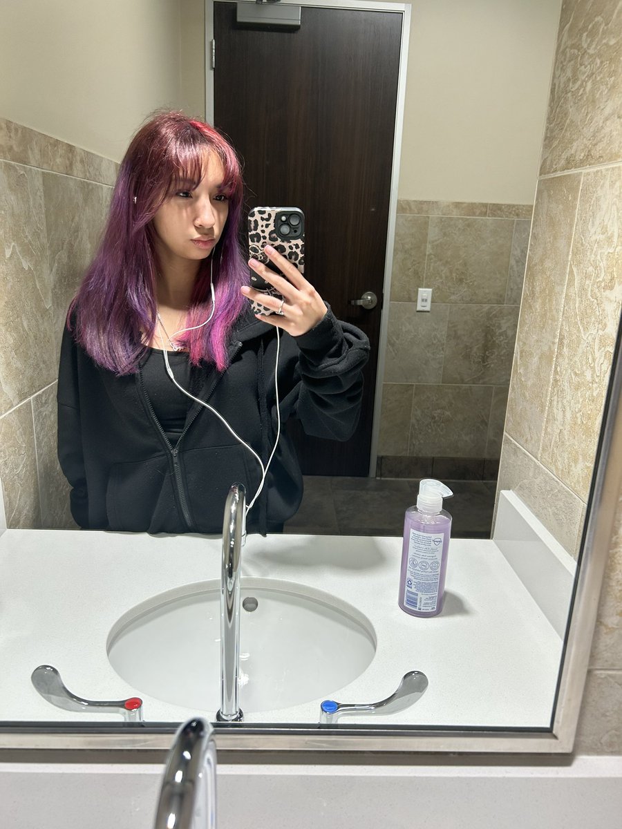 princess lyss tweet media