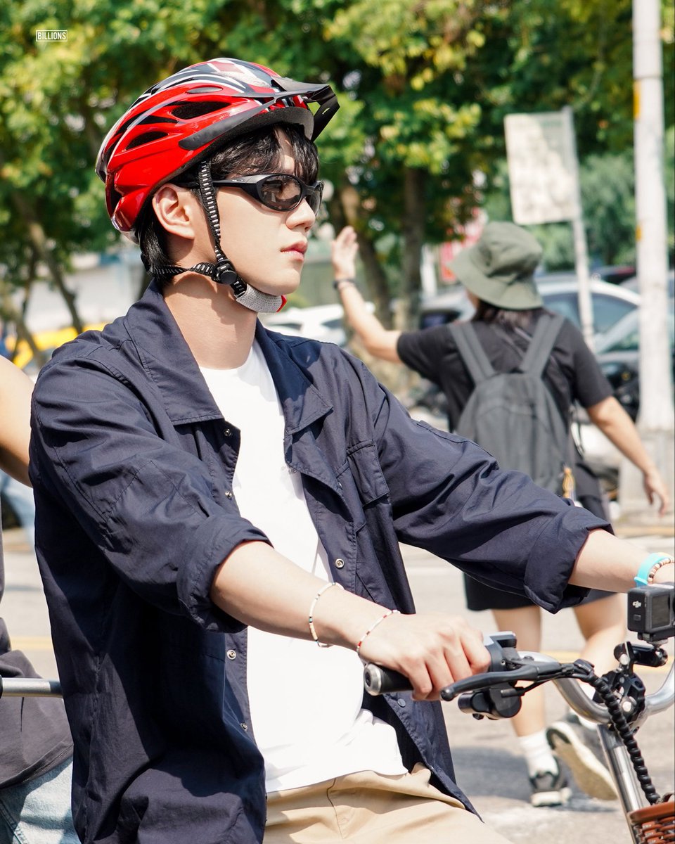 하 씨발.... 하아