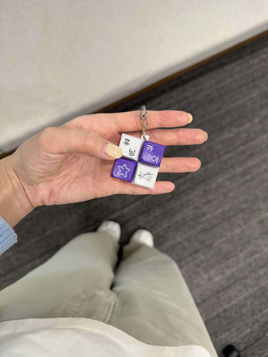 𝓎ula @ihscartier tweet media