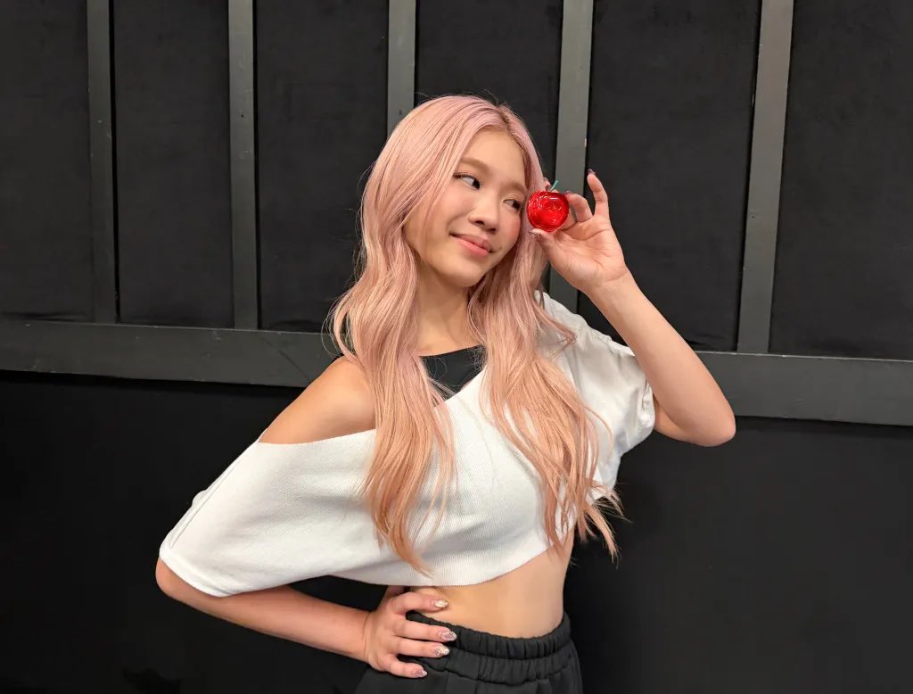 godtierstacey's tweet photo. Stacey is so damn pretty https://t.co/BXmU20Lrh8