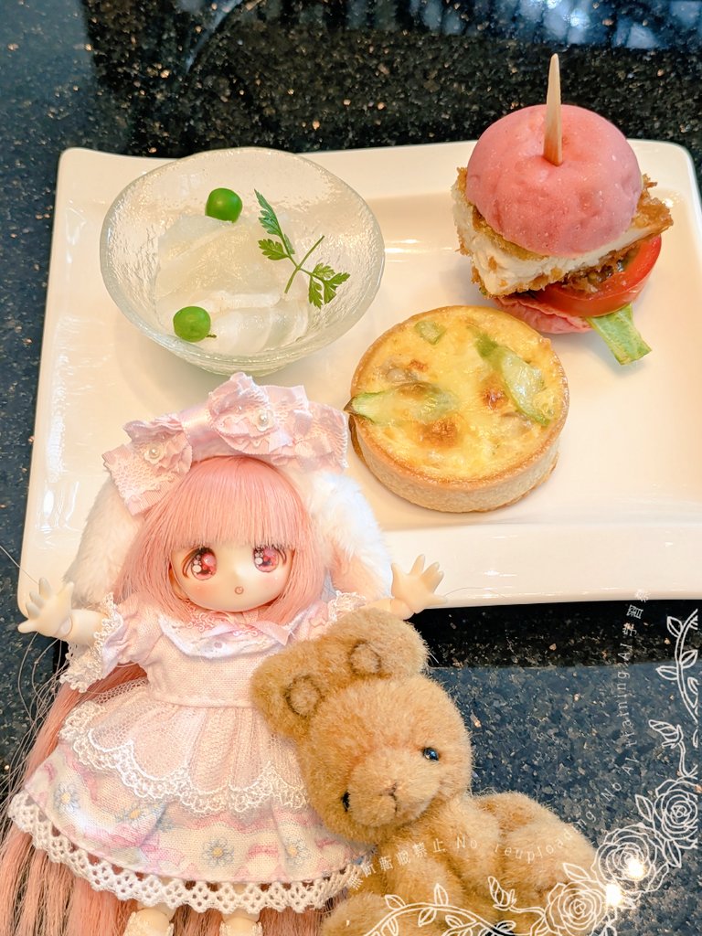 みつみさ tweet media