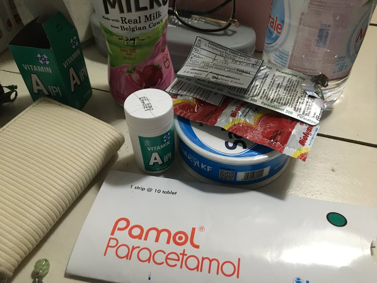 withlovefeer's tweet photo. tiba-tiba didiagnosa campak, dan harus isolasi mandiri 😔 gagal lagi weekend plan-ku 🚶🏻‍♀️kalau bukan karena pacarku aku gatau gimana lagi, dia yang nganterin ke rs, apotik, puskesmas 😔😔 dia kaya ngurusin anak kecil (aku) 🫠 mana tadi sempet kaya ga sadar pas ambil sampel darah 😭 https://t.co/lZALIYzmmy
