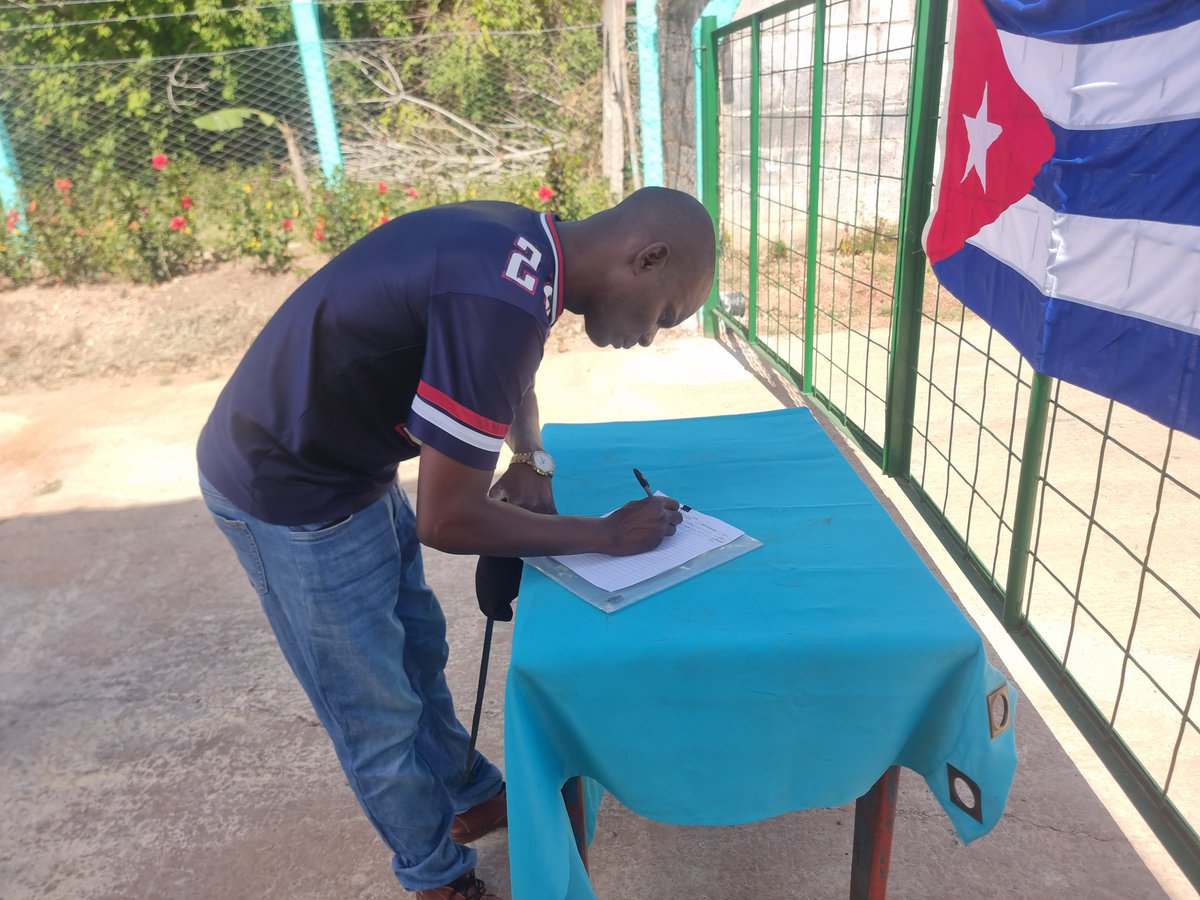IcsMarti's tweet photo. #MatancerosEnVictoria
#CubaEstaFirme
#MiFirmaPorMiPatria https://t.co/EBwqaDetW9