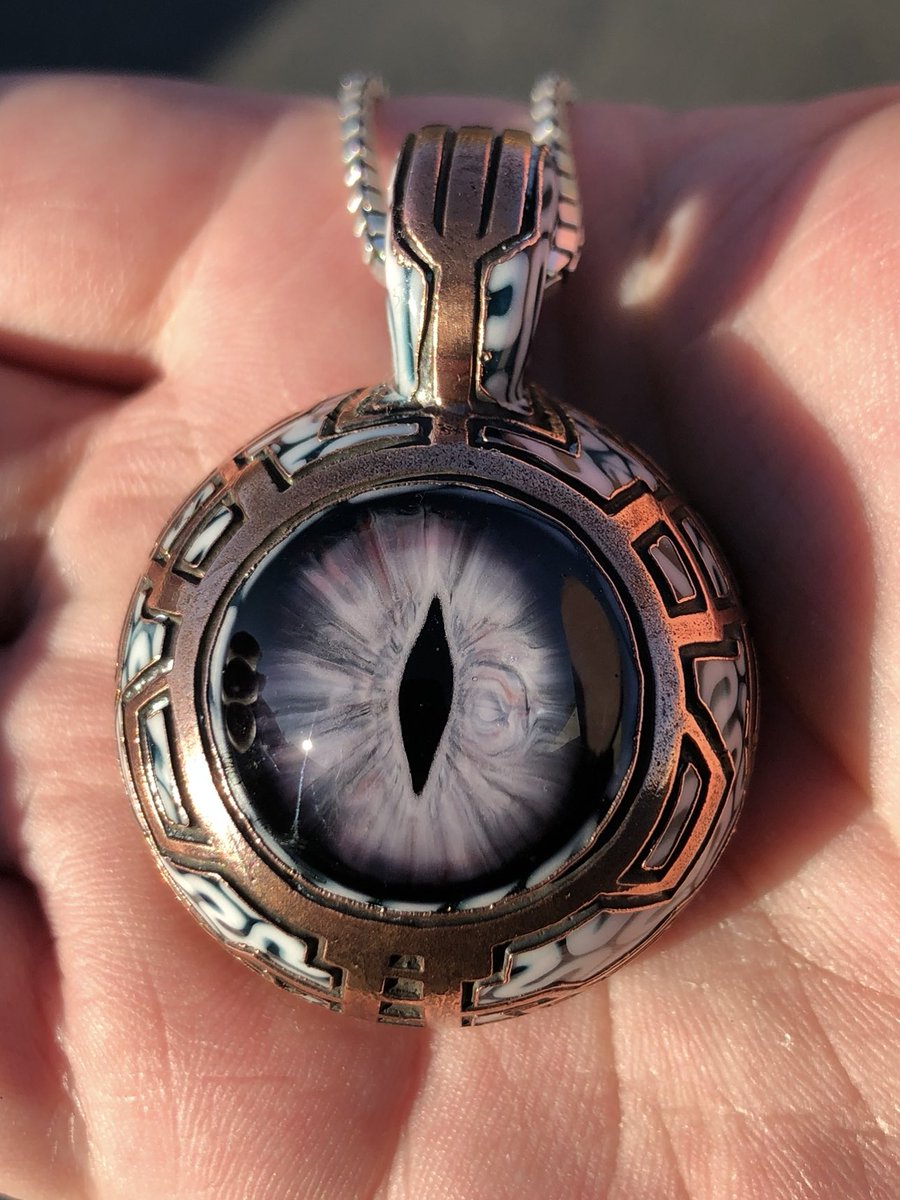 Sturt doinks tweet media