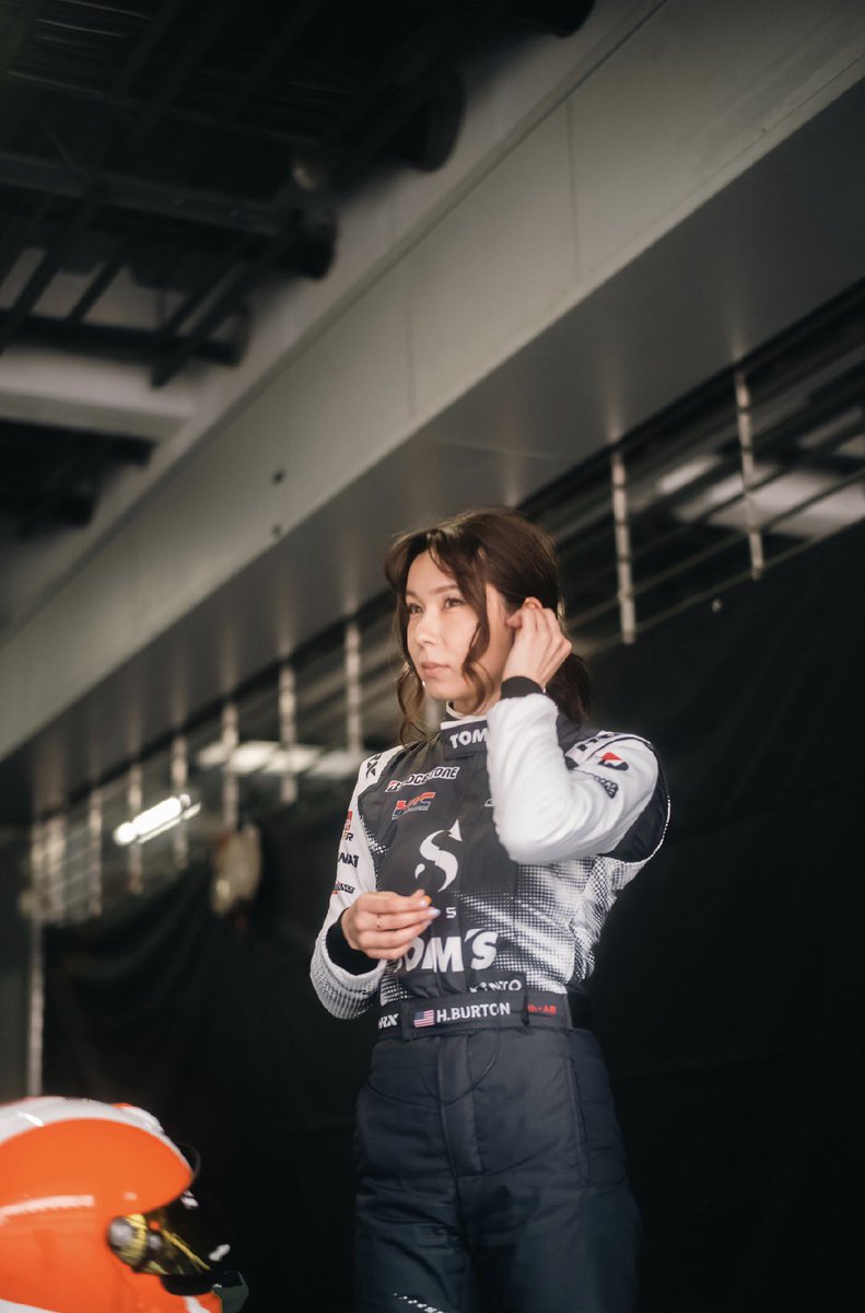 Hanubuu 金曜も午後に突入です 皆様今週もお疲れ様です! 2026 KYOJO CUP Driver Car No.37 Hana Burton ...