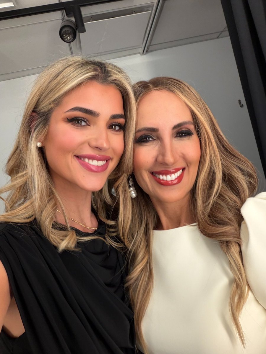 Debra Lea tweet media