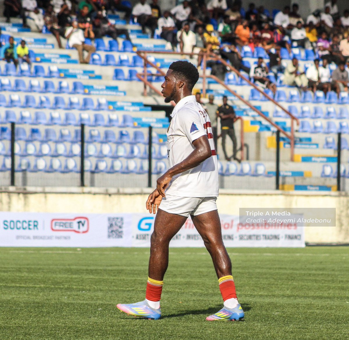 OlaiyaAzeezLaw1's tweet photo. plus 2 goals in the Lagos FA Cup. Whether creating or finishing, he’s been decisive across competitions.

Ten direct goal involvements is no fluke. It’s a product of vision, technique, and consistency. For Ikorodu City, Temitope isn’t just contributing, he’s driving results.

2/2 https://t.co/ySRIFJrPjt