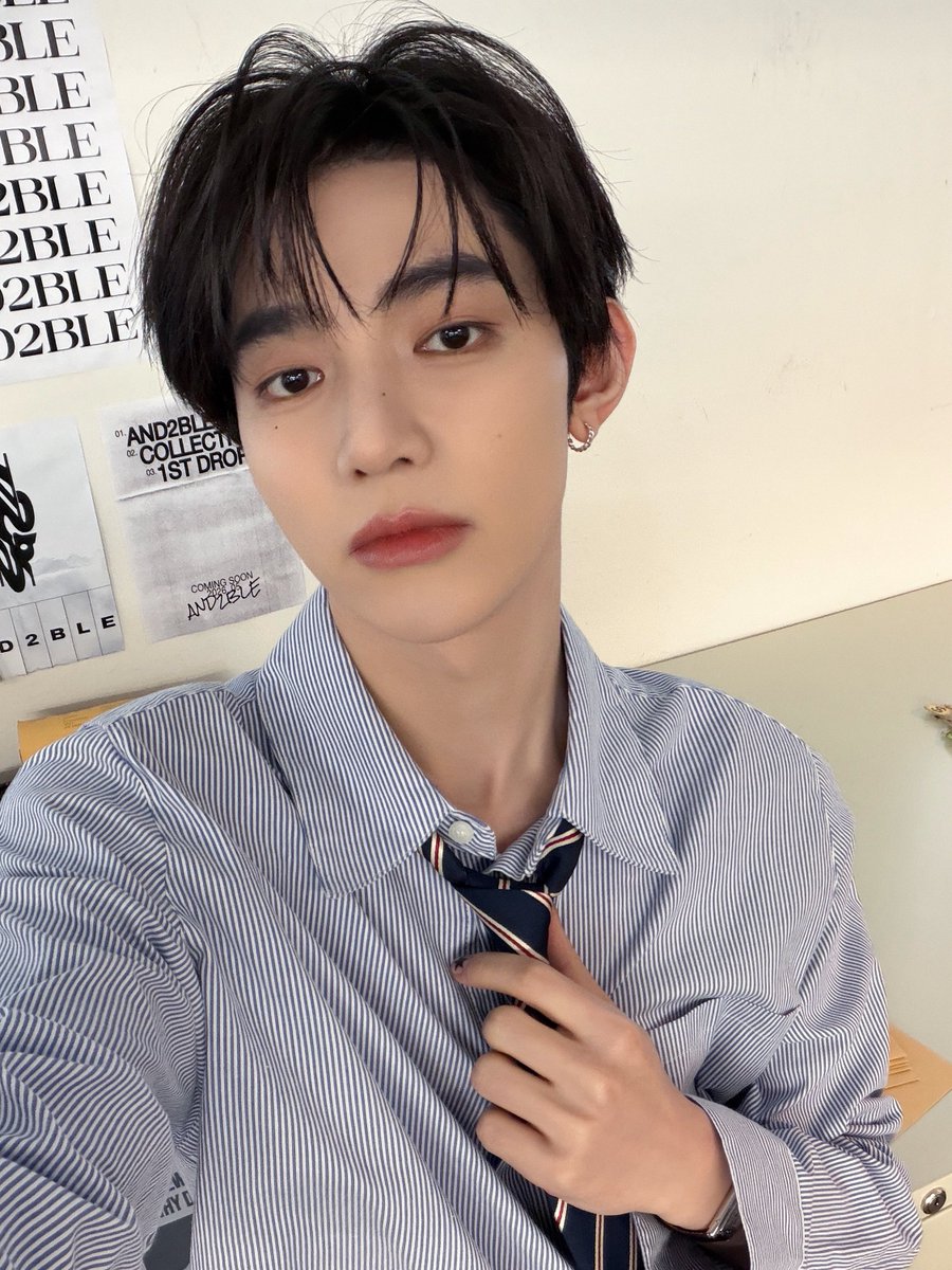 zhang hao ʚĭɞ tweet media