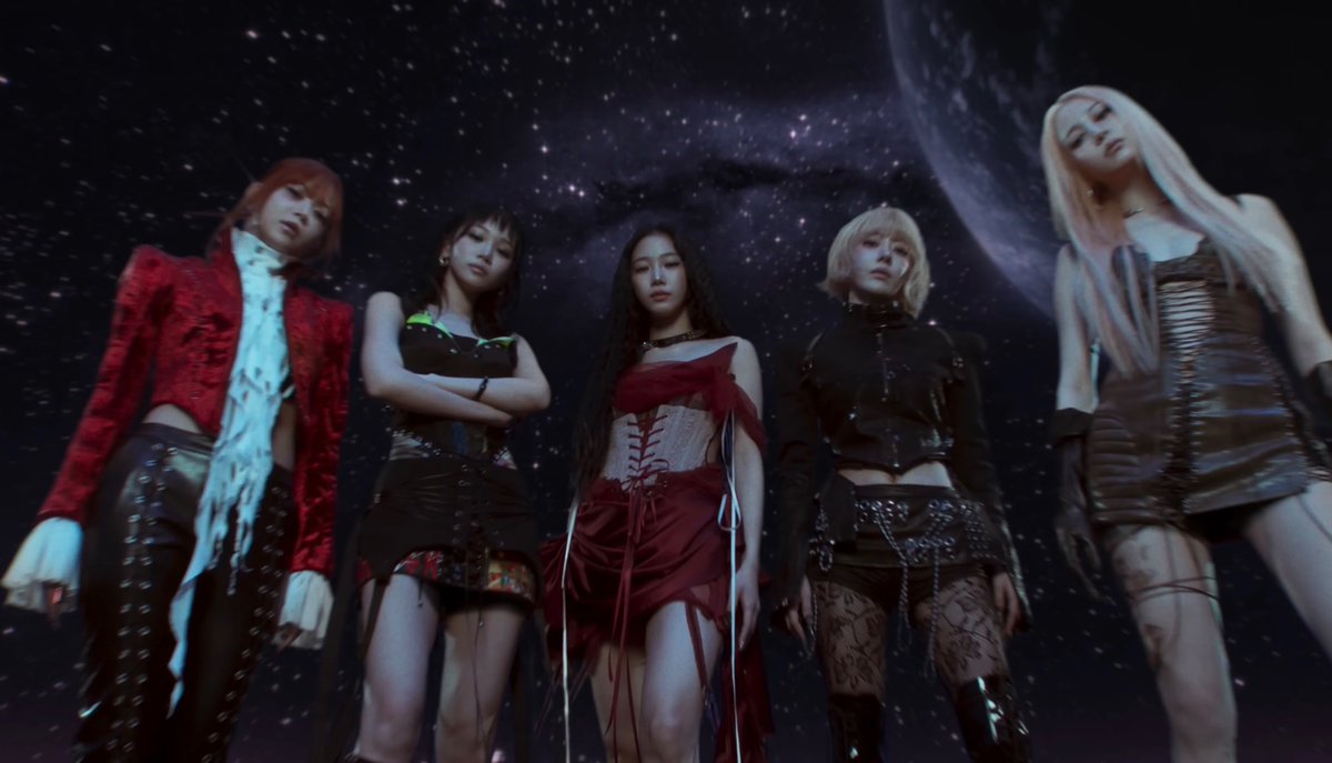 LESSERAFIM CHARTS tweet media