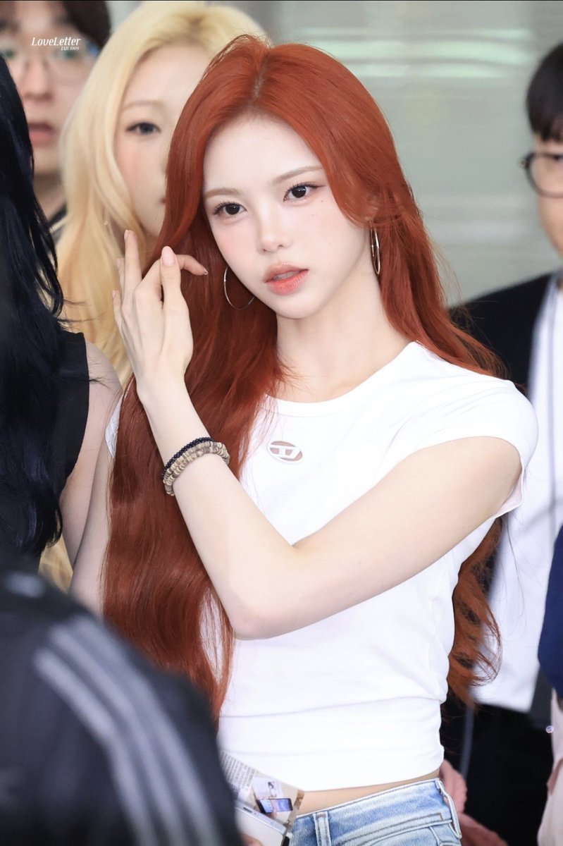 sunday 🍓 tweet media