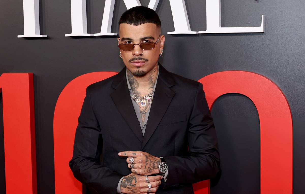 elfokinkurama's tweet image. El Zorro en la Gala de la revista @Time 🔝

#RauwAlejandro #Time #GettyImages