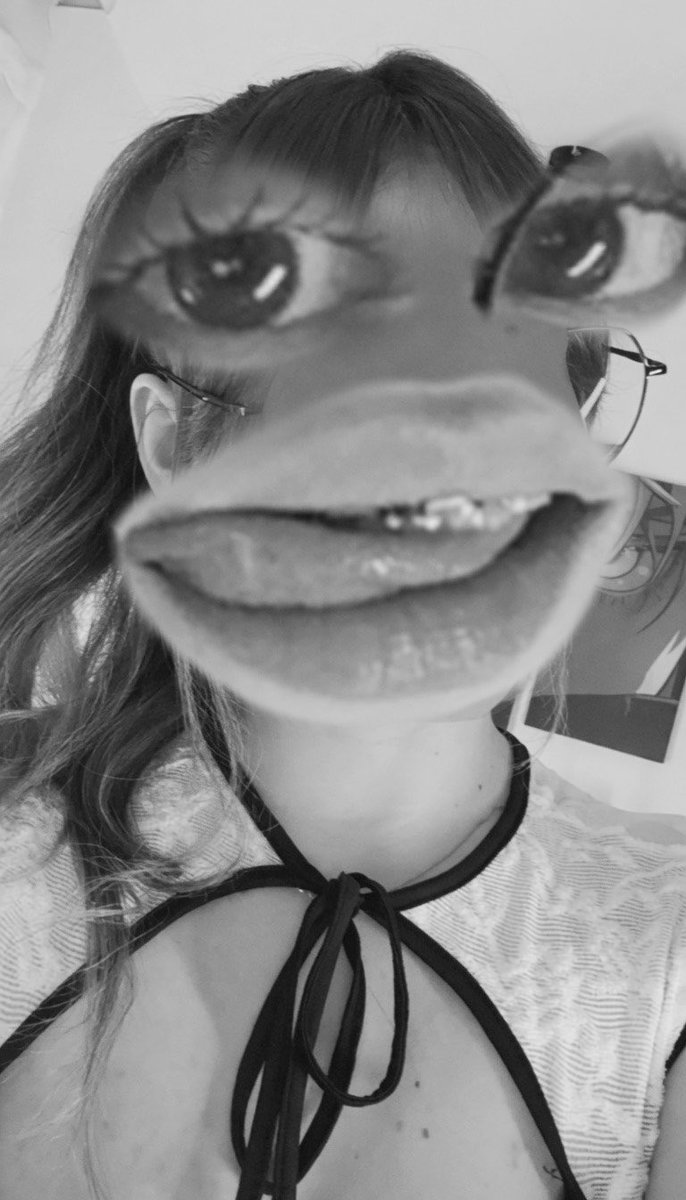 Lilith 🔥🔥 tweet media