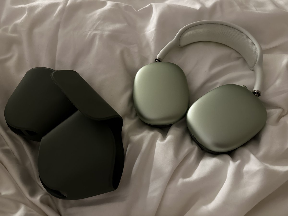 𝑛𝑖𝑐𝑜𝑙𝑒 𝑚 tweet media