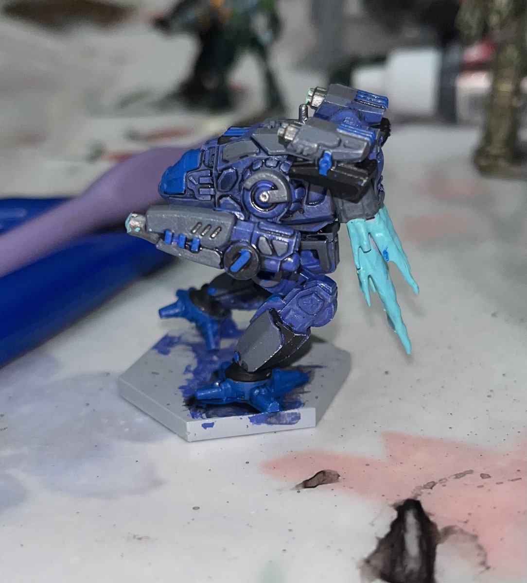 TransformARO's tweet photo. Almost done with the W. #battletech #RedAction https://t.co/clGQFcwpfB