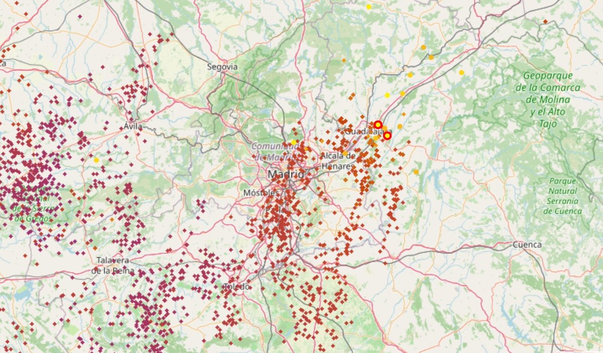 carlosweder_'s tweet image. En las últimas horas, las tormentas han barrido la franja central y mitad este de la Comunidad. 
Las cantidades de precipitación alcanzan los 19 mm en #Parla, 8 mm en #Rivas o al sur de #Madrid. 
Esta tarde volverán a reactivarse las precipitaciones, aunque más irregulares.