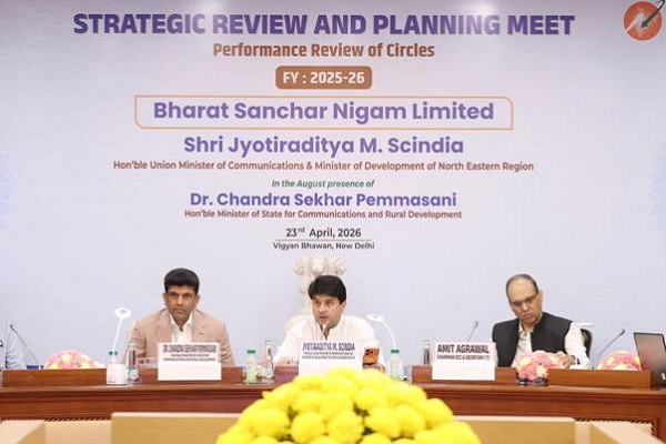 InvGurInd's tweet image. BSNL records 42 per cent jump in average revenue per user for FY26

investmentguruindia.com/newsdetail/bsn…

#TelecomSector #Industry @BSNLCorporate @PemmasaniOnX @CMDBSNL  @JM_Scindia  #CommunicationMinister #ARPU #EBITDAGrowth #Investmentguruindia