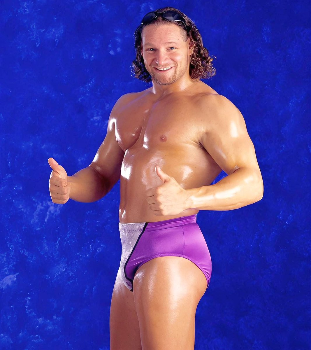 WWFWrestling1's tweet image. 📷 WWF studio shot - Val Venis! 📸 Photo from 1998. #WWF #WWE #ValVenis