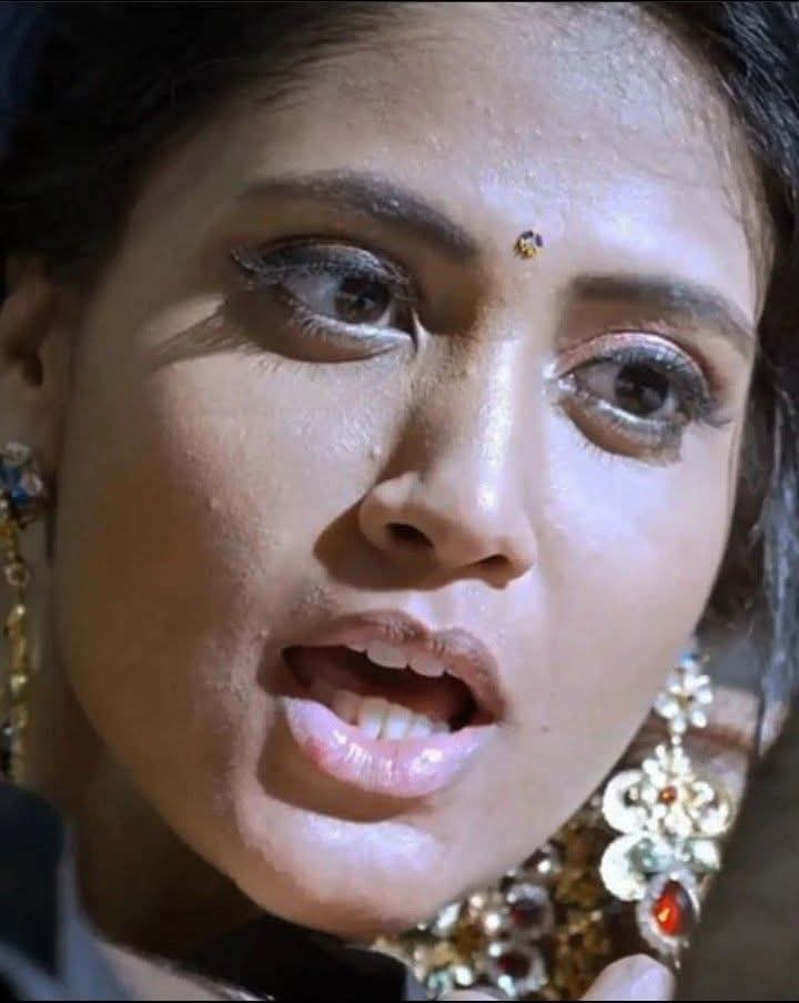 trisha_bi tweet media