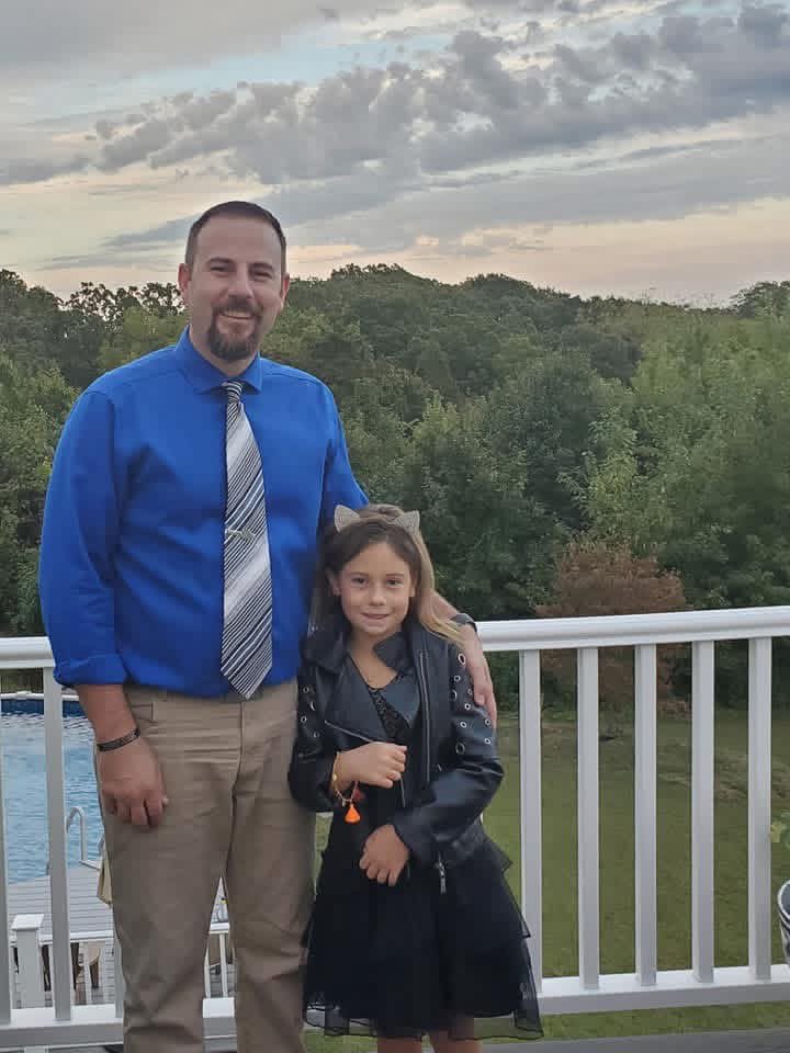 Marcoss_Diary's tweet image. - Daddy's girls forever ♾️ Soft smiles, strong bond, forever memories📸❤️
This is what love looks like in real life🕊️🥹
#FamilyTime #Daughters #DadAndDaughters
#Foryoupage