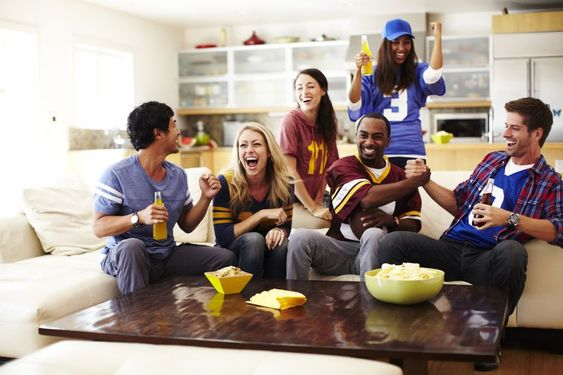 🌞🥤 Beat the heat at home—2 fun hacks revealed. 👉 See tips: buff.ly/k8NRd59

#SummerBuzz #CoolLiving #HeatCare #Threads #WeRIndia
