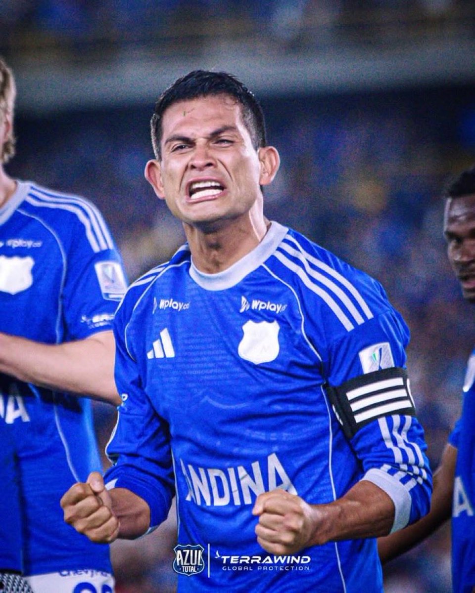 Nunca me harán creer que no quiere lo mejor para el equipo, más allá de su momento actual.

Para mí, ídolo gigante del siglo XXI.