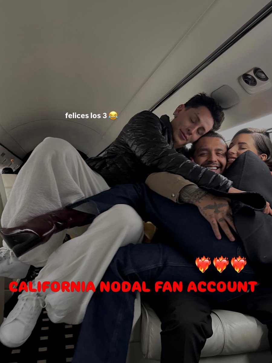 Porque la realidad es otra y no la que se
cuenta en los medios sin etica profesional, a todas aquellas personas del medio periodistico que los quieren ver mal separados y demas retuersanse del coraje y para la proxima no hagan el ridiculo verifiquen sus fuentes..