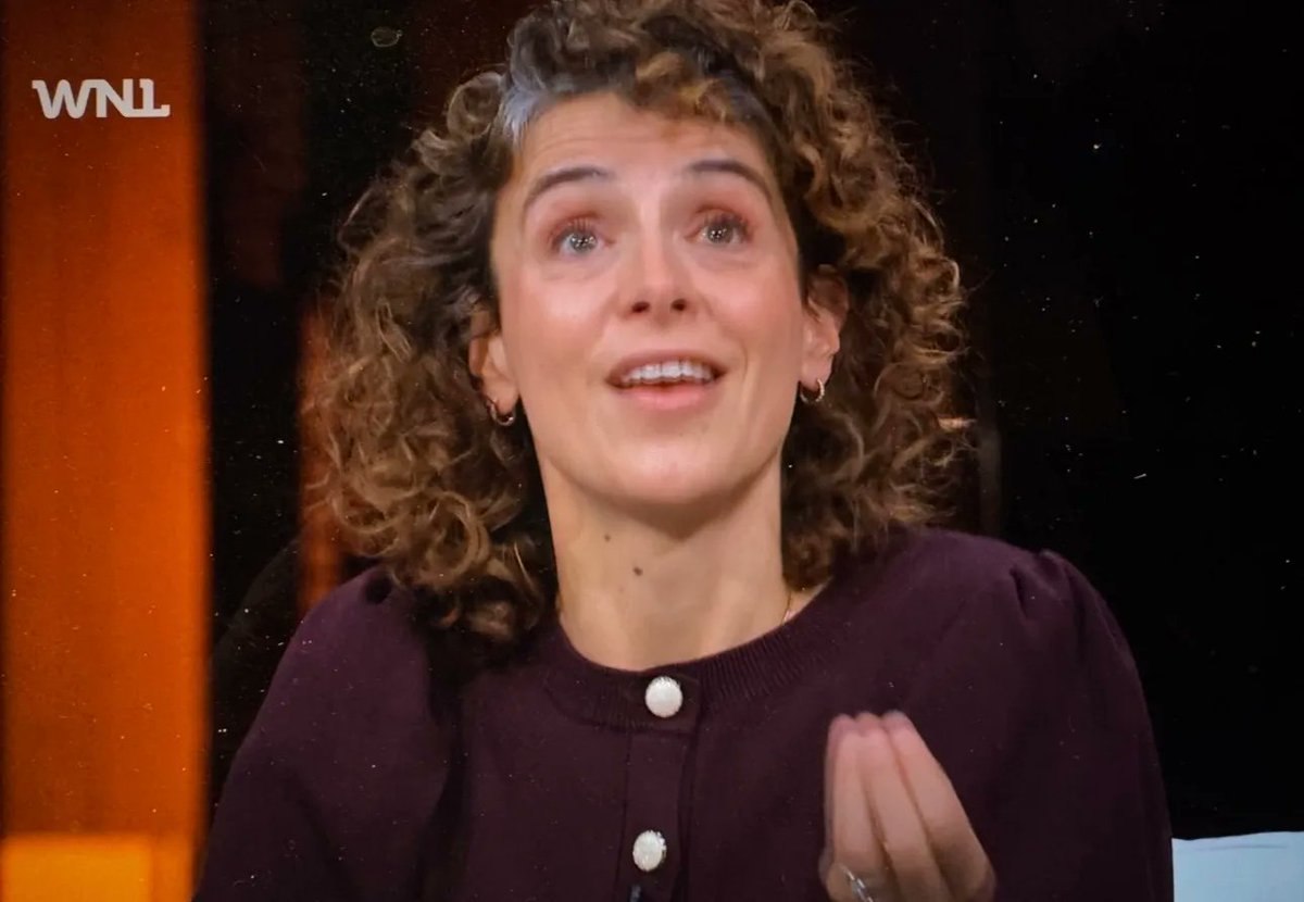 Nieuw 'Briefje van Jan' - aan Sophietje Hermans

"Beste Sophietje,

Ik ben nog van de generatie die op de havo bij het vak maatschappijleer leerde dat de aanspreektitel van een minister ‘excellentie’ was. Van tutoyeren was al helemaal geen sprake..."

Lees verder: