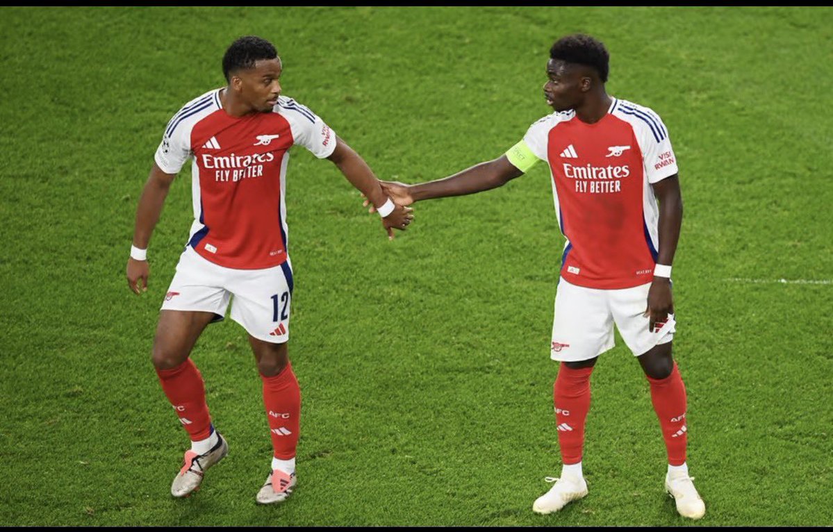 pwettyholarmi's tweet image. Good morning Gooners ☀️🔴⚪

Friday is here!

Eyes already on tomorrow’s home game vs Newcastle at the Emirates.

Win it and we go back to the summit.

We’re still fighting hard 

let’s keep believing fam 🔥 #AFC