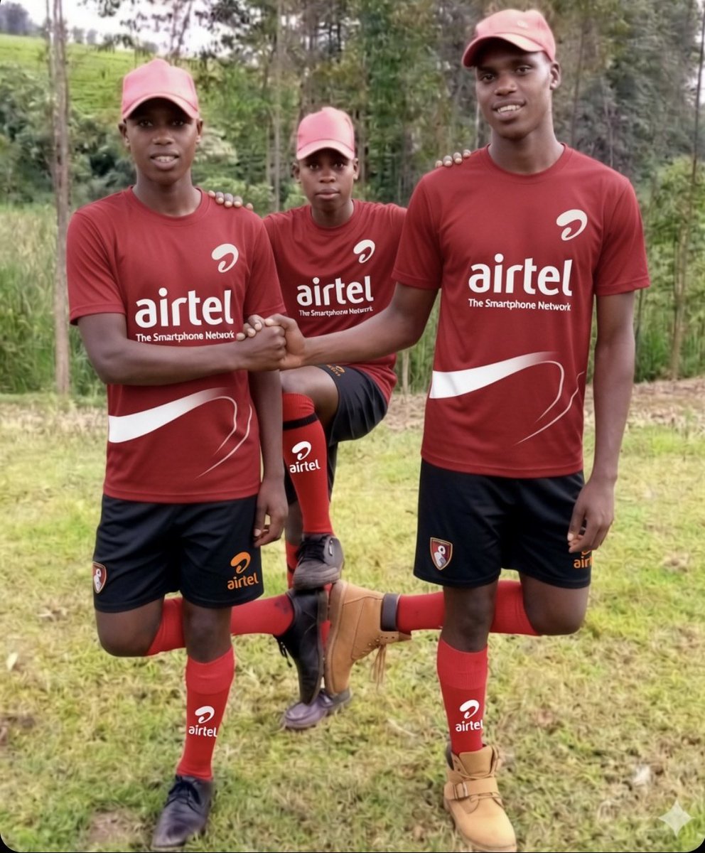 5 People tweet media