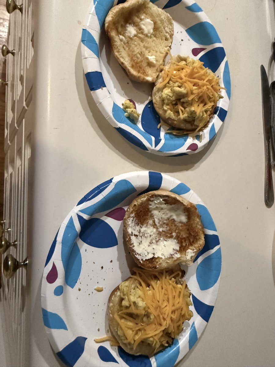 𝙆𝙖𝙣𝙙𝙮 tweet media