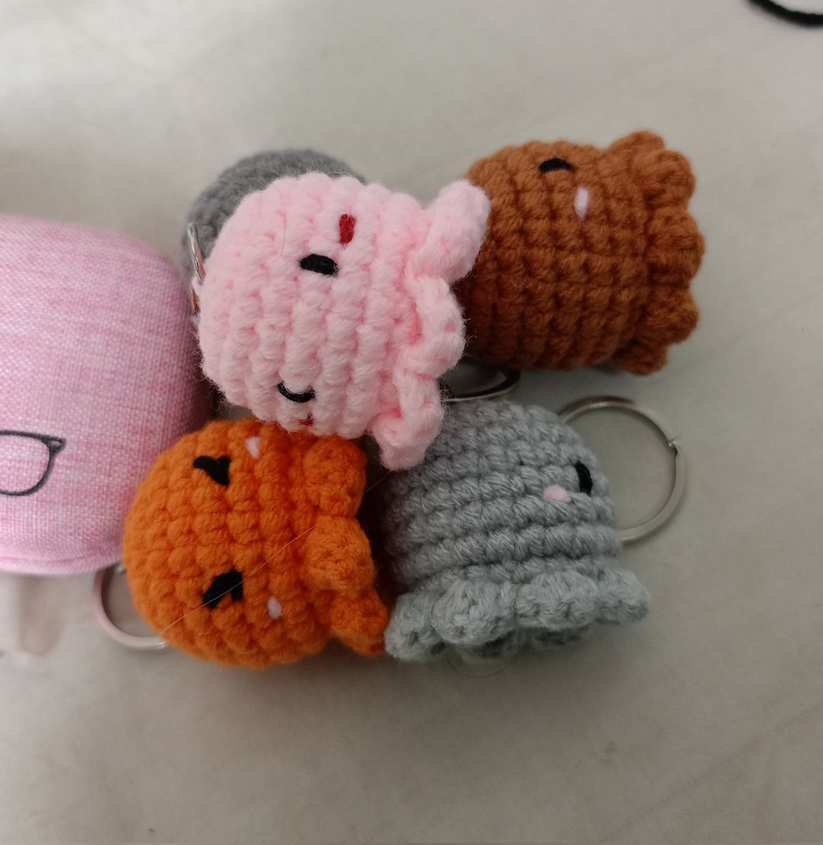 hs_chep's tweet photo. Challenge..
Ga bikin octopus dari sisa benang
.
.
.
Failed successfully 😂 https://t.co/LS5hG48Rch