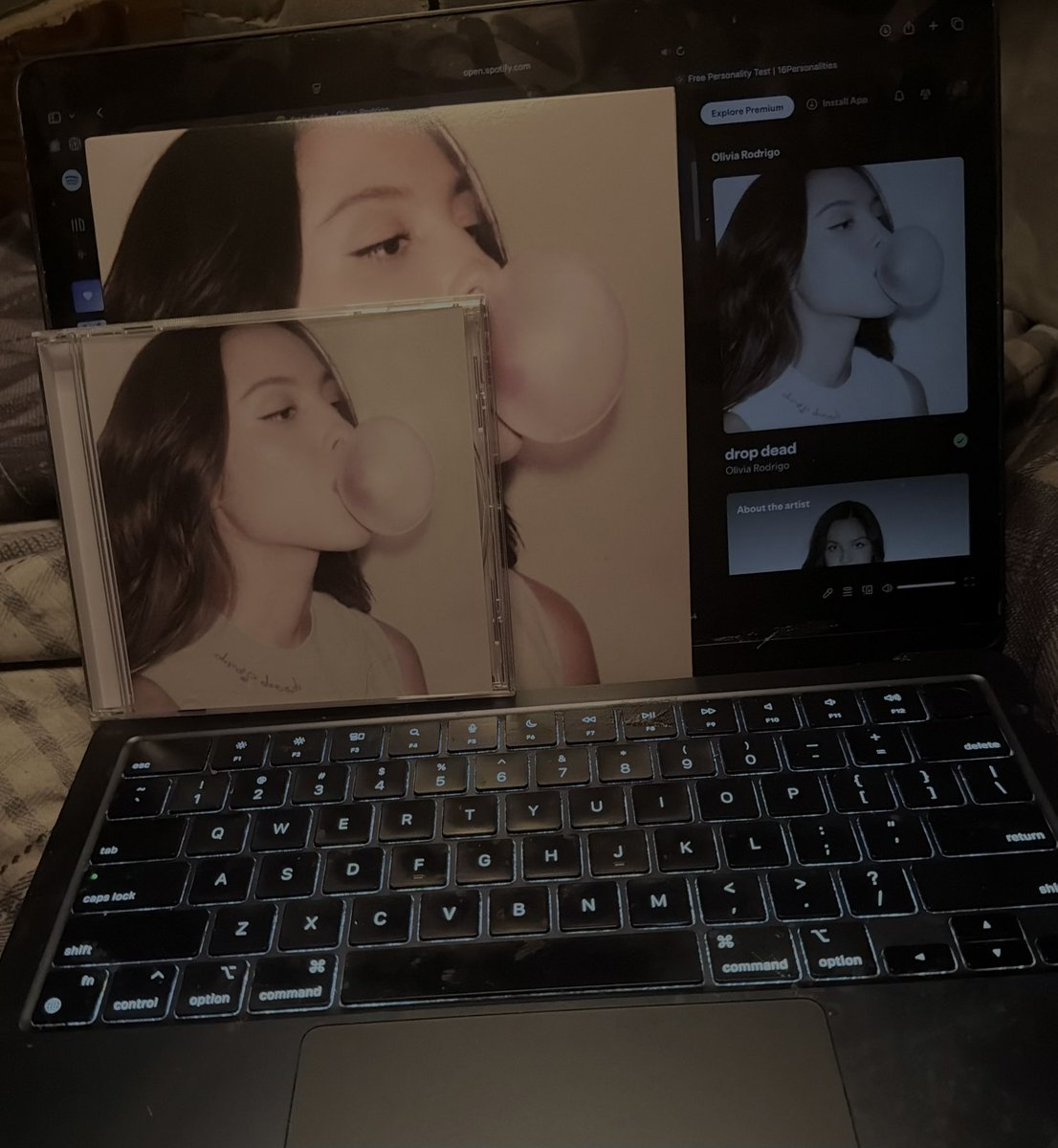 khloe • unver1fied era tweet media