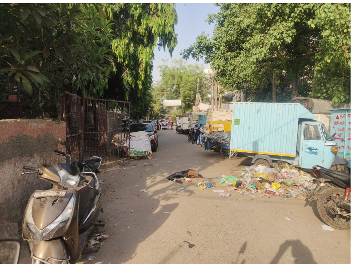 gauravcomplex's tweet photo. Delhi- Shalimar Bagh, 24-April-2026
@LtGovDelhi
 @gupta_rekha
@CMODelhi
@RajaiqbalSingh3
@MCD_Delhi @SBM_MCD @narendramodi https://t.co/7qXc7SFoCm