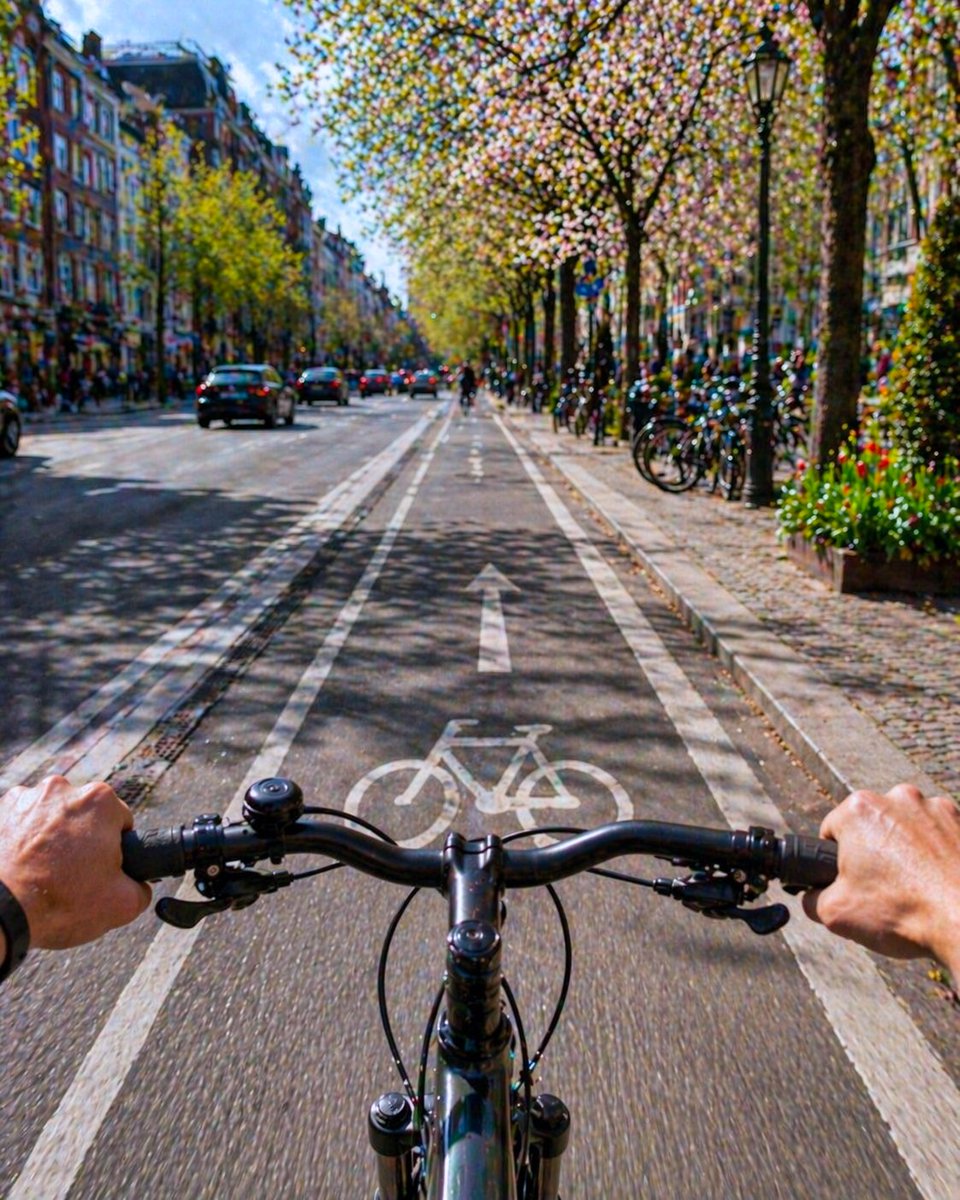 Friday feels different when you ride. 🚲

Starting your day with fresh air, a bit of movement and a clear mind... it’s not mission impossible.

No traffic. No crowds. Just you, your bike, and the road ahead.

Even a short ride can shift your whole day. More energy. Better focus.