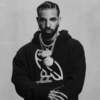 TheHipHopCrave's tweet image. Drake is the #1 most-streamed artist in Spotify history. Out streaming major artist like Taylor Swift and Bad Bunny. 

•  Drake — 131.46 billion streams
•  Taylor Swift — 123.86 billion streams
•  Bad Bunny — 120.80 billion streams

#Drake #Spotify #HipHopCrave