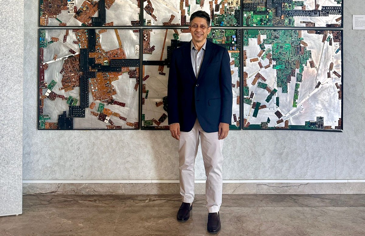 rajeshkjindal's tweet image. Go‑to‑Market is the bridge from innovation to global impact
Honored to visit @PlakshaUniv  for my Decoding B2B Marketing tour- podcast + deep discussions with entrepreneurial students on GTM strategies for startups.
#DecodingB2BMarketing #GoToMarket #StartupGrowth #IndiaToGlobal