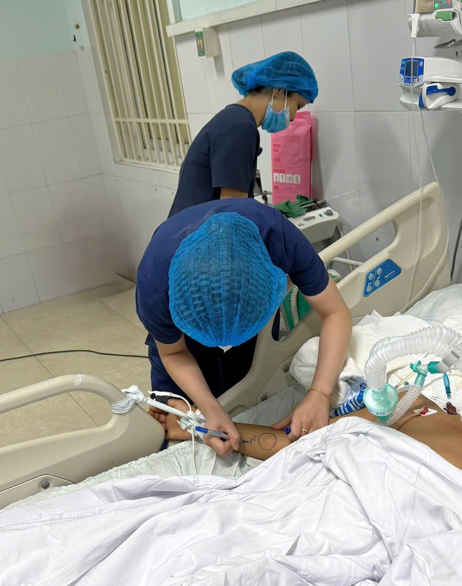 WHOVietnam's tweet photo. In March in Central Viet Nam, a race against time highlighted the power of collaboration, when three young brothers were hospitalized with suspected botulism and no urgently needed antitoxin available in Viet Nam. Botulism antitoxin is a rare, critical medicine that can significantly improve recovery chances if administered promptly.

Within hours of the alert, WHO Viet Nam worked hand in hand with national and local health authorities, WHO’s Western Pacific Regional Office and WHO headquarters to mobilize the antitoxin from the global stockpile in Geneva, with partners, including the Korea Disease Control and Prevention Agency @KoreaDCA , supporting urgent financing and logistics.

Through close coordination across countries, time zones and teams, the treatment reached the hospital bedsides in less than 48 hours of the initial alert — helping save three young lives and showing what is possible when we act together with purpose.
Read the full story here: 
https://t.co/w0N6sMsYy1
Photo credit: Da Nang Obstetrics and Pediatrics Hospital – Provided by the MoH