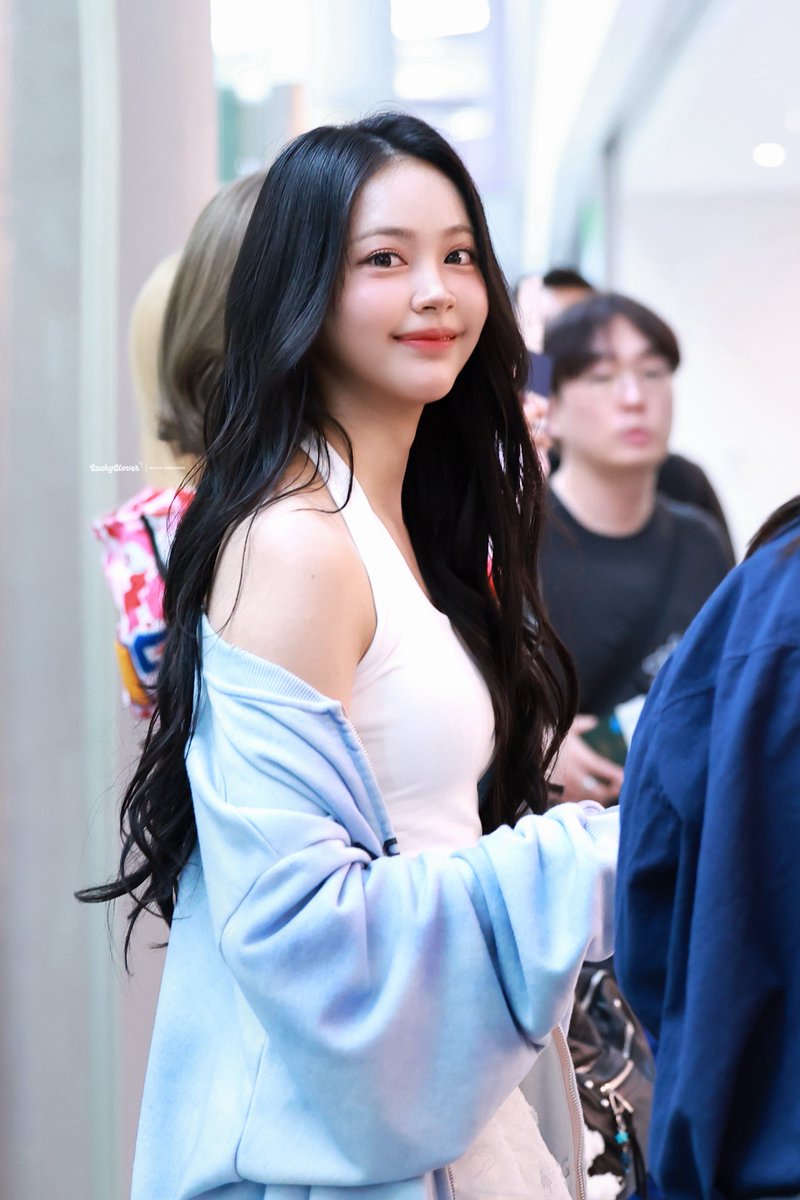 Lucky clover tweet media