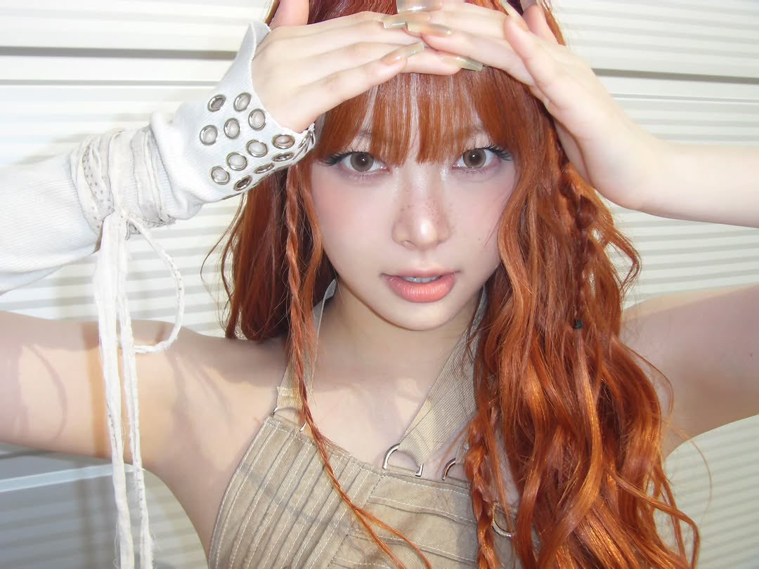 le sserafim pics tweet media