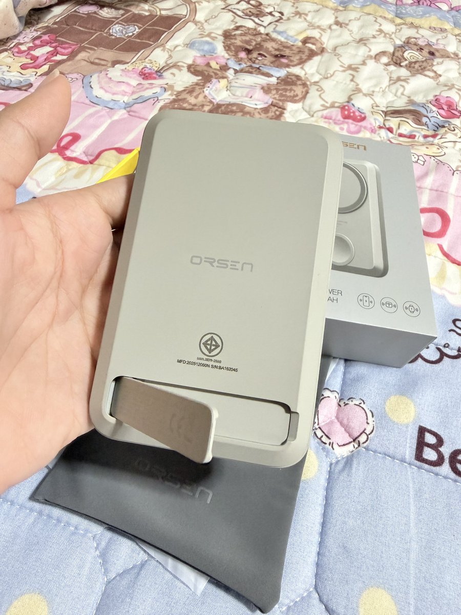 mojiiiii3106's tweet image. ส่งต่อ พาวเบอร์แบงค์ Orsen
แบรนด์ eloop รุ่น ew31 สีเบจ
เพิ่งได้มาวันที่ 2/3/69
ประกันเหลือ 10เดือน++
อปก.ครบทุกอย่าง
🛵 430รส.

นัดรับ ม.กรุงเทพ/Mrt.บางแคนัดรับได้บางวัน
#powerbank #ส่งต่อpowerbank  #ส่งต่อพาวเวอร์แบงค์  #แบตสำรอง #ส่งต่อ #ส่งต่อแบตสำรอง #ส่งต่อ #พาวเวอร์แบงค์