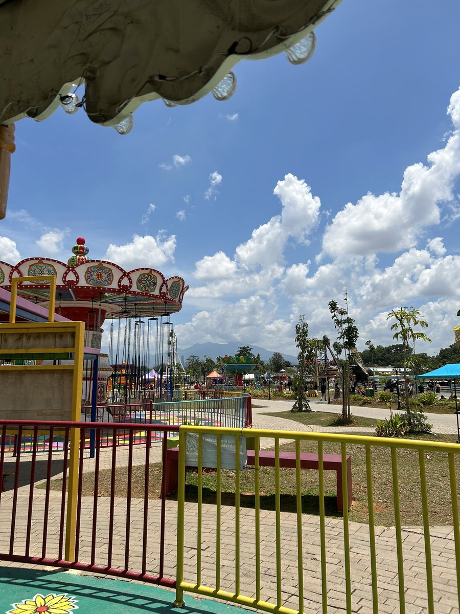 𝚌𝚒𝚖 (.◜◡◝) ᶜⁱᵐ ; tweet media